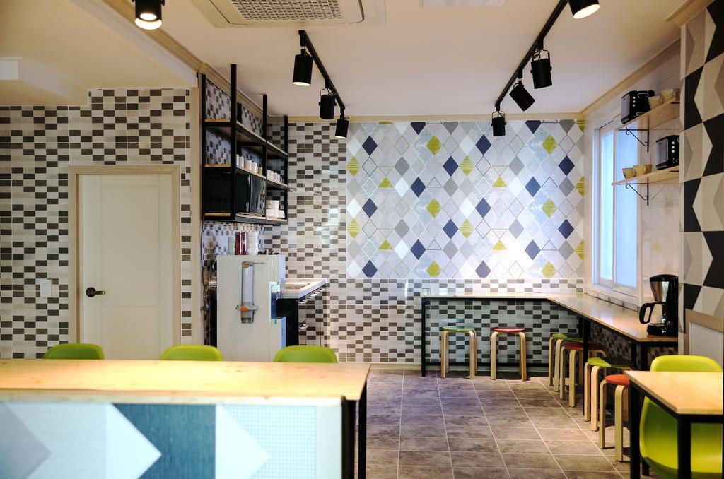 Moiri Guesthouse Yeosu Exterior foto