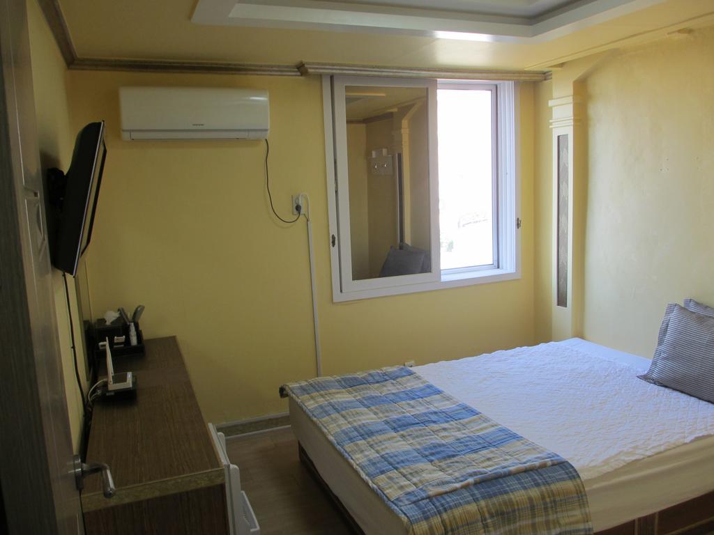 Moiri Guesthouse Yeosu Exterior foto
