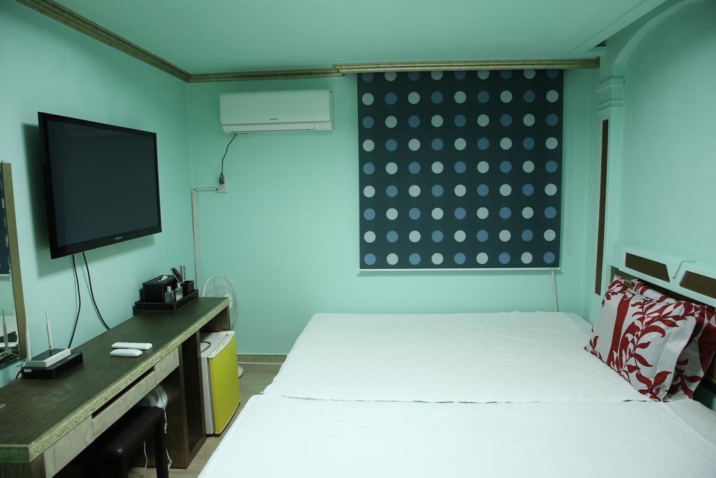 Moiri Guesthouse Yeosu Exterior foto