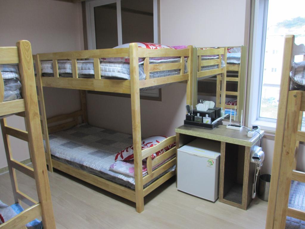 Moiri Guesthouse Yeosu Exterior foto