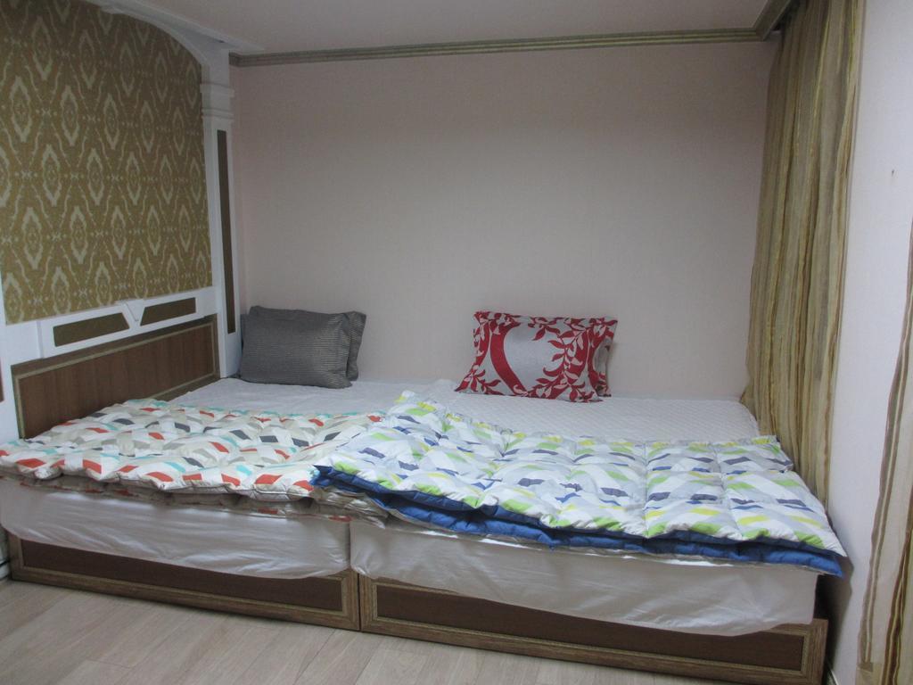 Moiri Guesthouse Yeosu Exterior foto