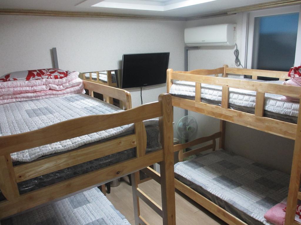 Moiri Guesthouse Yeosu Exterior foto